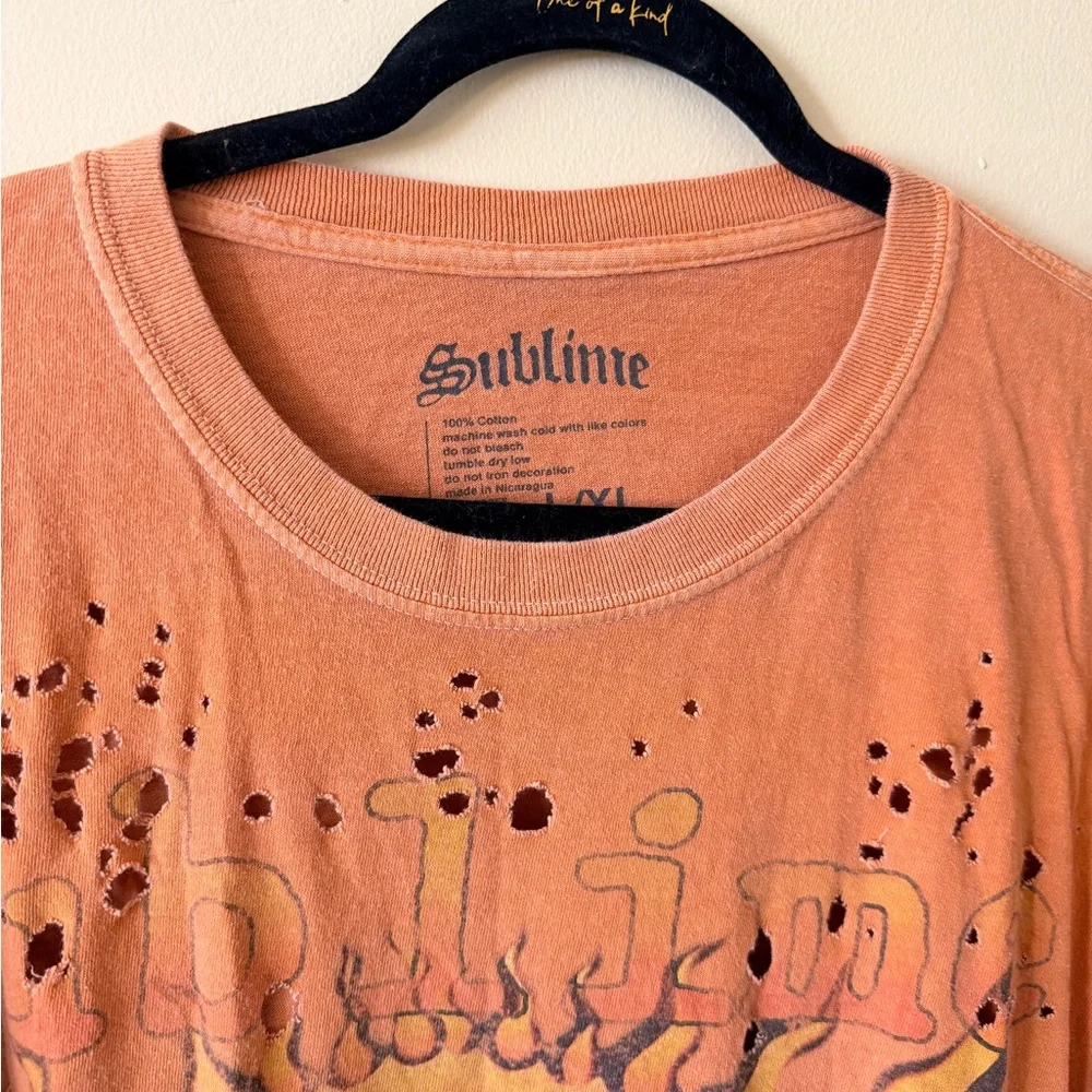 Urban Outfitters ‘Sublime’ Distressed Graphic Tee - Picture 3 of 4